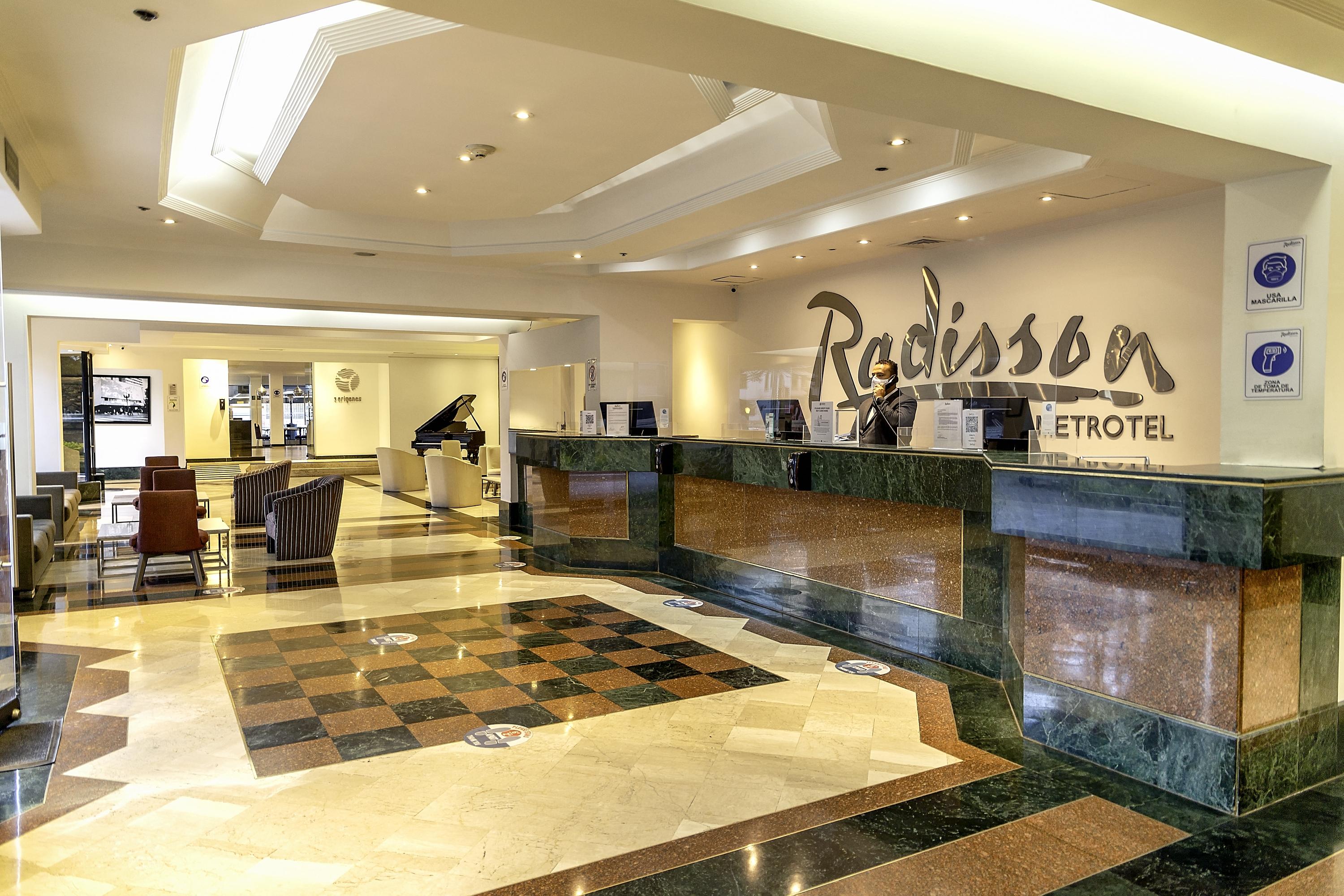 Radisson Bogota Metrotel מראה חיצוני תמונה
